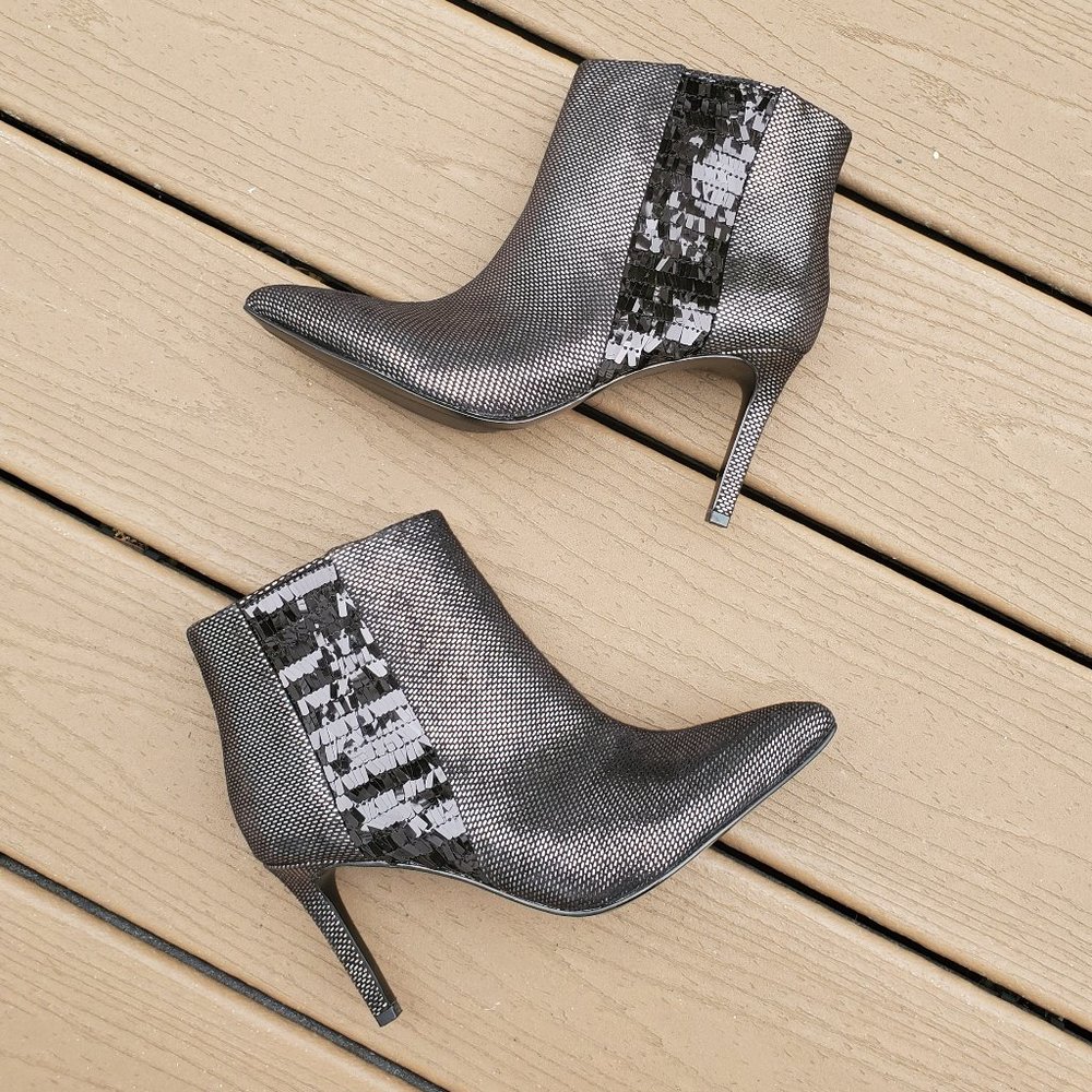Black 'sequence' boot